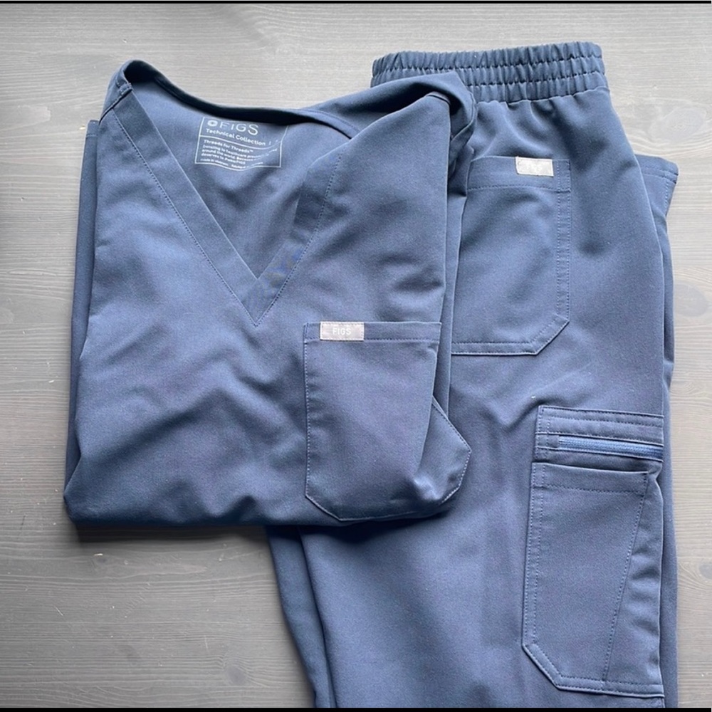 figs scrub set